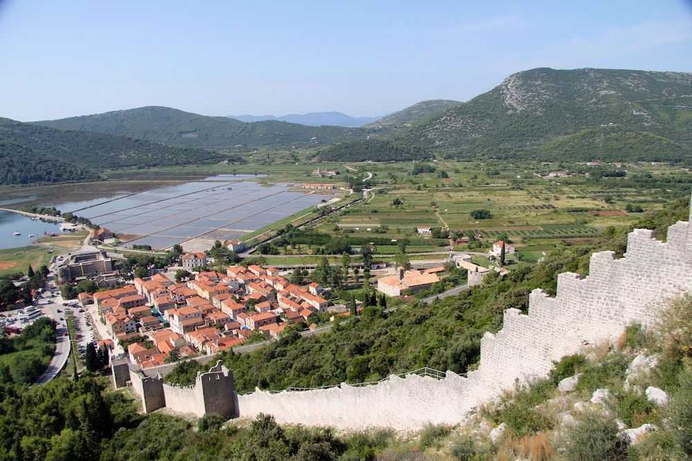 Transfer from Split to Dubrovnik via Mostar Town | Travel with a local driver