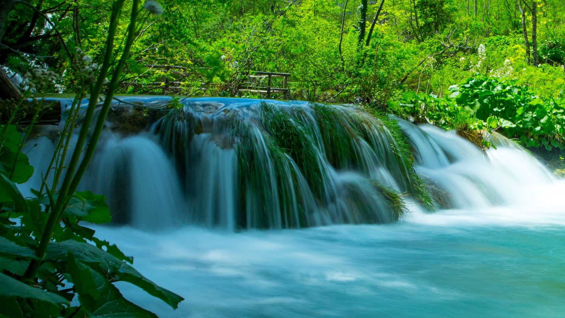 Split to Zagreb Private Transfer via Plitvice Lakes | Travel with a local driver